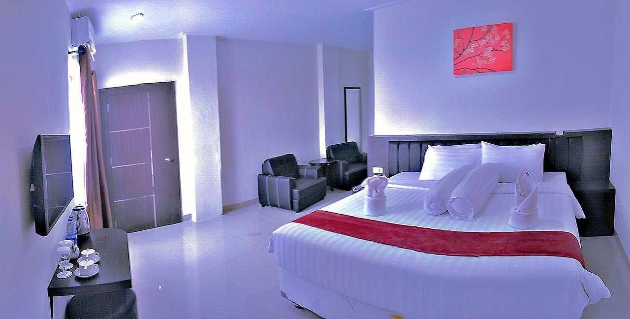 Grand Indobaru Hotel Selatpanjang Dış mekan fotoğraf