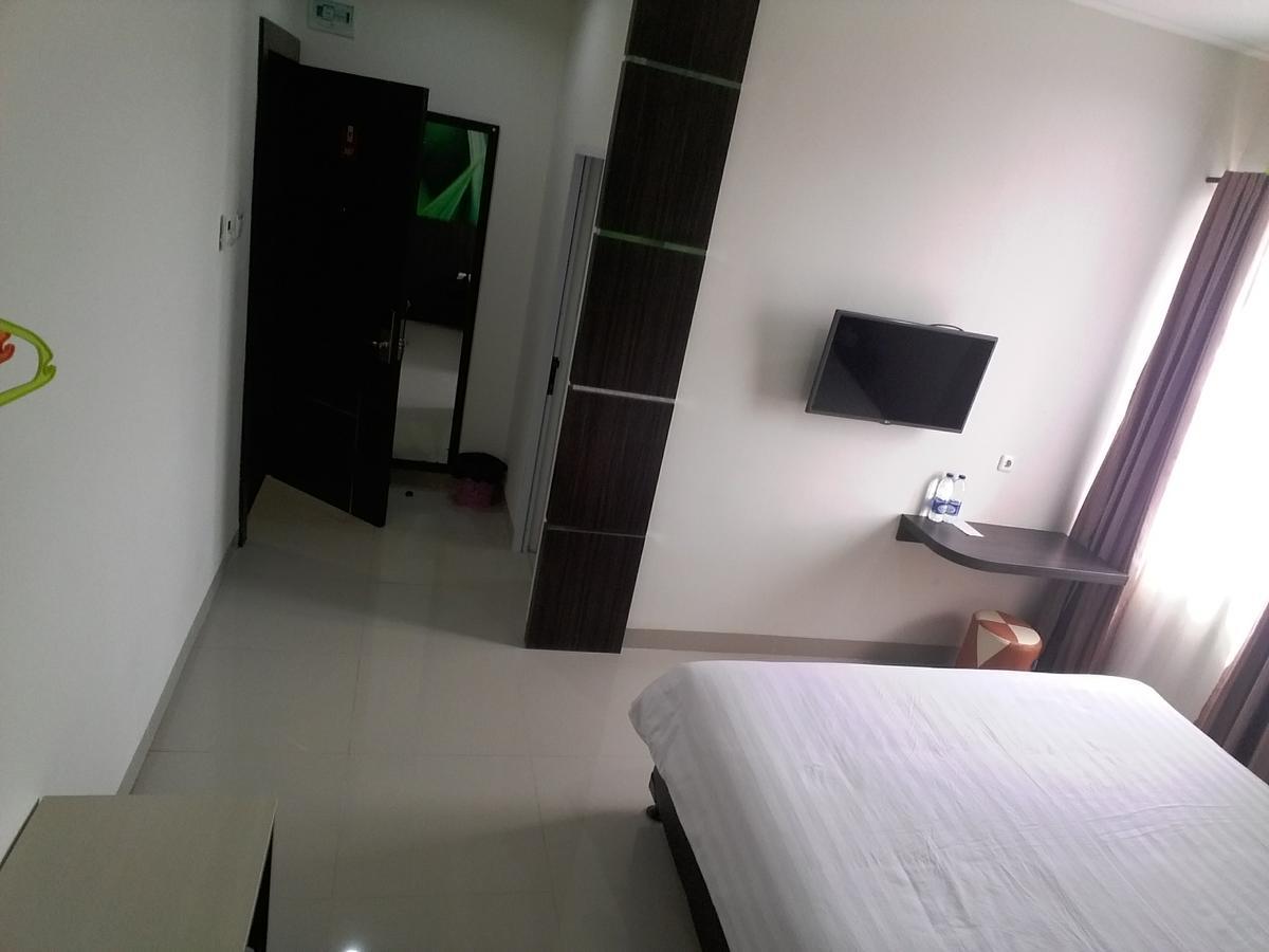 Grand Indobaru Hotel Selatpanjang Dış mekan fotoğraf