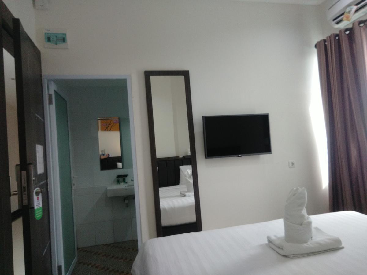 Grand Indobaru Hotel Selatpanjang Dış mekan fotoğraf