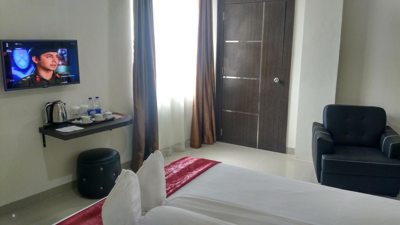 Grand Indobaru Hotel Selatpanjang Dış mekan fotoğraf